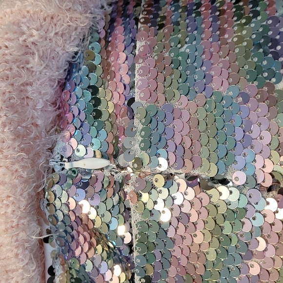 Urban Outfitters rainbow sequint Mini skirt. - Picture 9 of 10